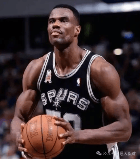 开云体育平台-“我的麒麟臂，比你大腿都粗壮”，NBA这5人敢这样说 詹皇上榜