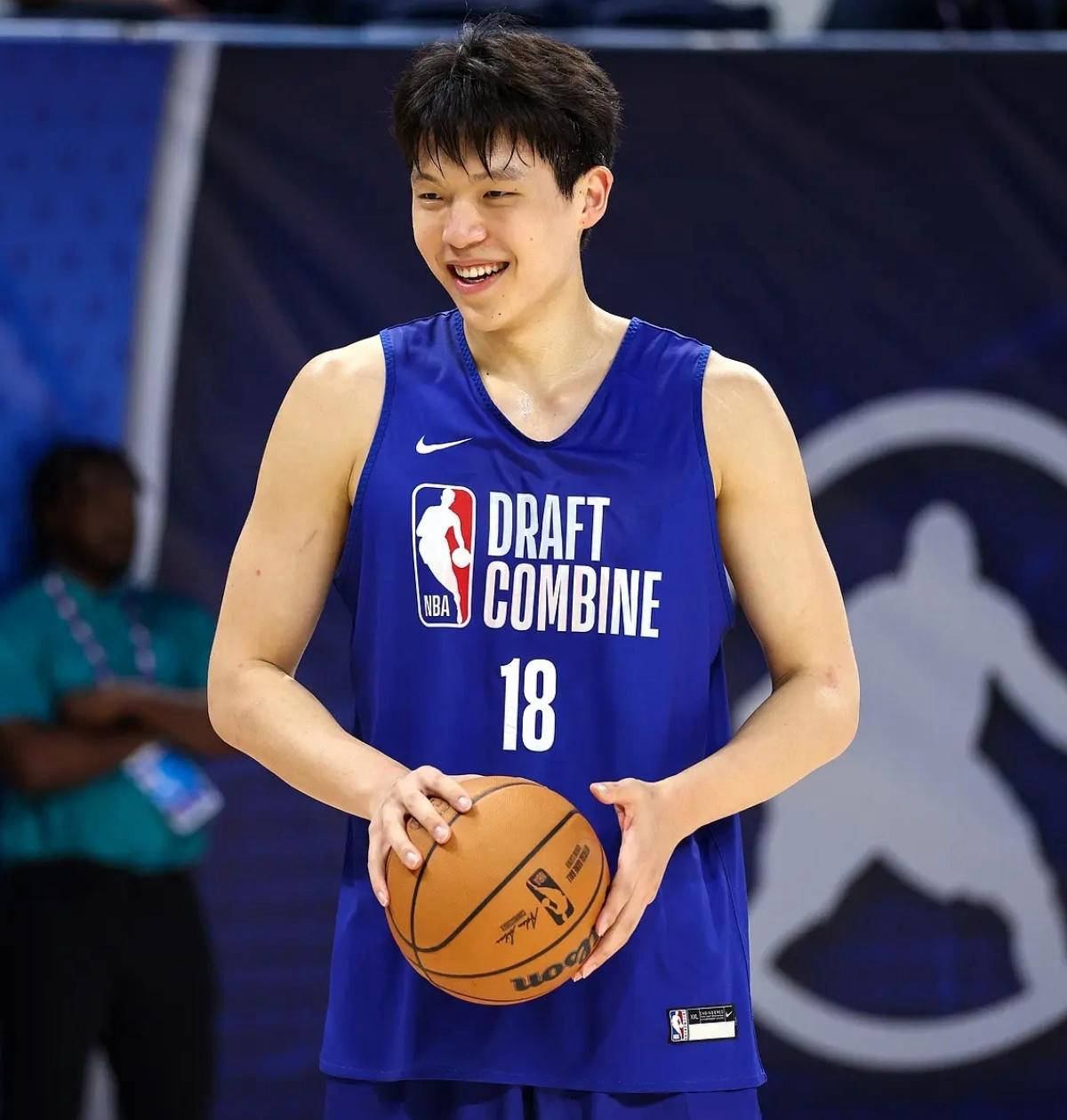 开云体育平台-杨瀚森或成亚特兰大老鹰首轮22顺位新秀
