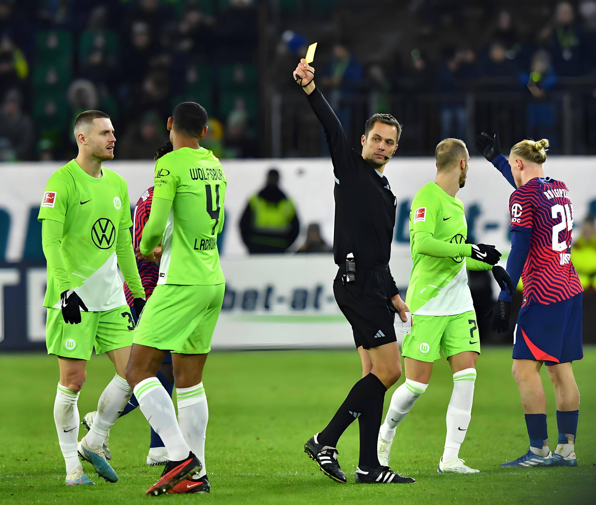 德甲:门兴格拉德巴赫VS沃尔夫斯堡比赛分析