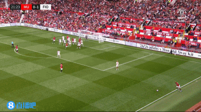 半场-曼联1-1佛罗伦萨 塞斯科亮相戈森斯乌龙球德赫亚献神扑