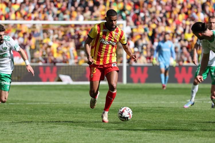 罗马诺:那不勒斯约2000万欧报价朗斯22岁中场迪乌夫