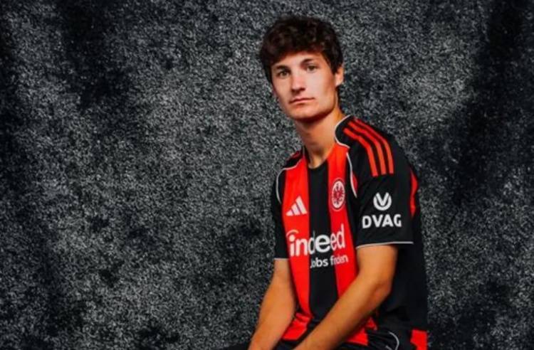 开云体育app-法兰克福官方：美国国脚亚伦森转会科罗拉多急流，签约5年时间