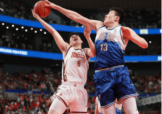 郭士强成最大功臣，高诗岩被盛赞，CBA第一中锋是李炎哲？