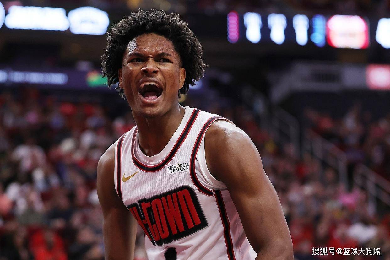 范弗里特因伤报销!火箭队主动改变战术?专家支招:需更快更强硬