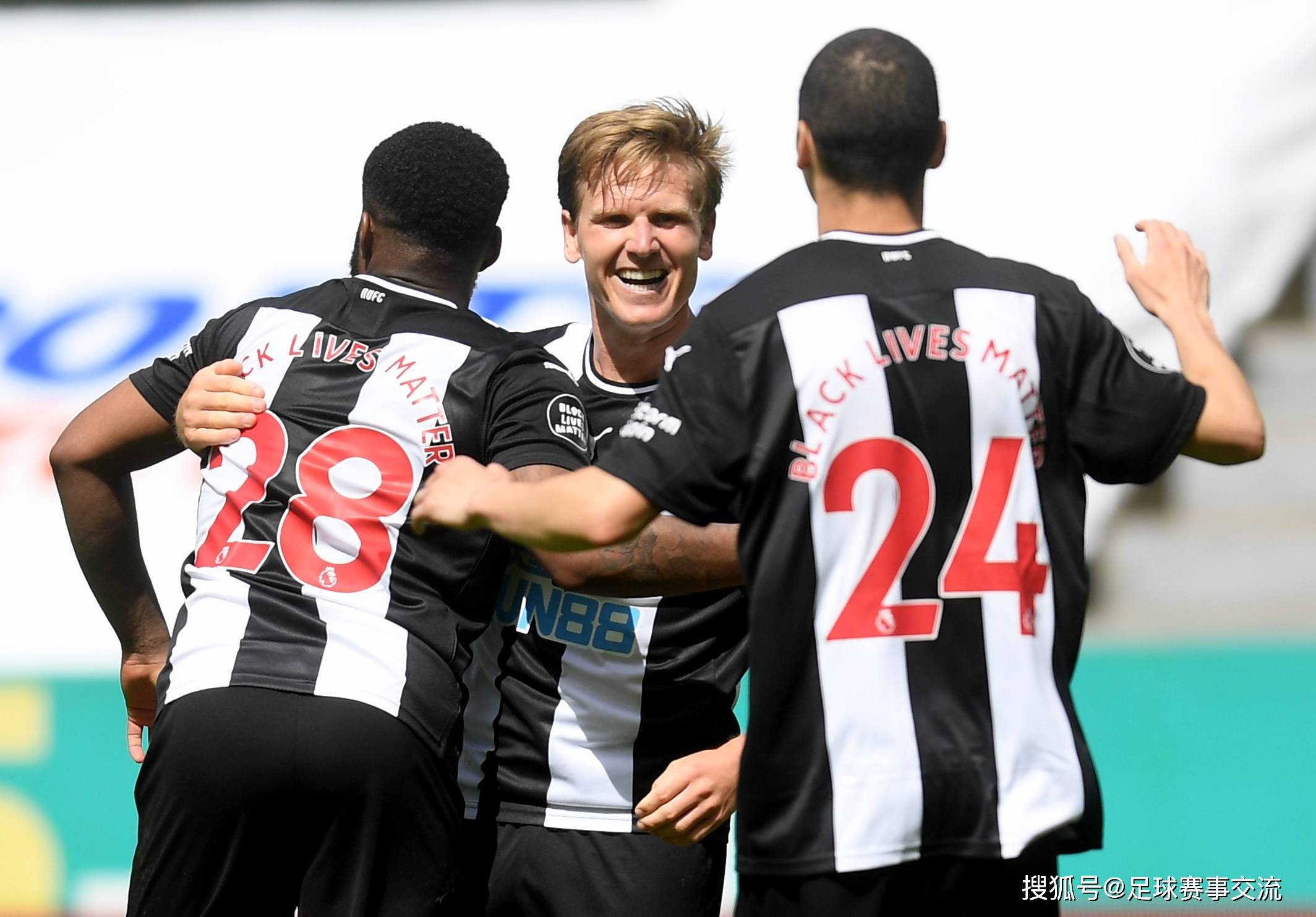 今日足球：纽卡斯尔联vs利兹联 都灵vs乌迪内斯